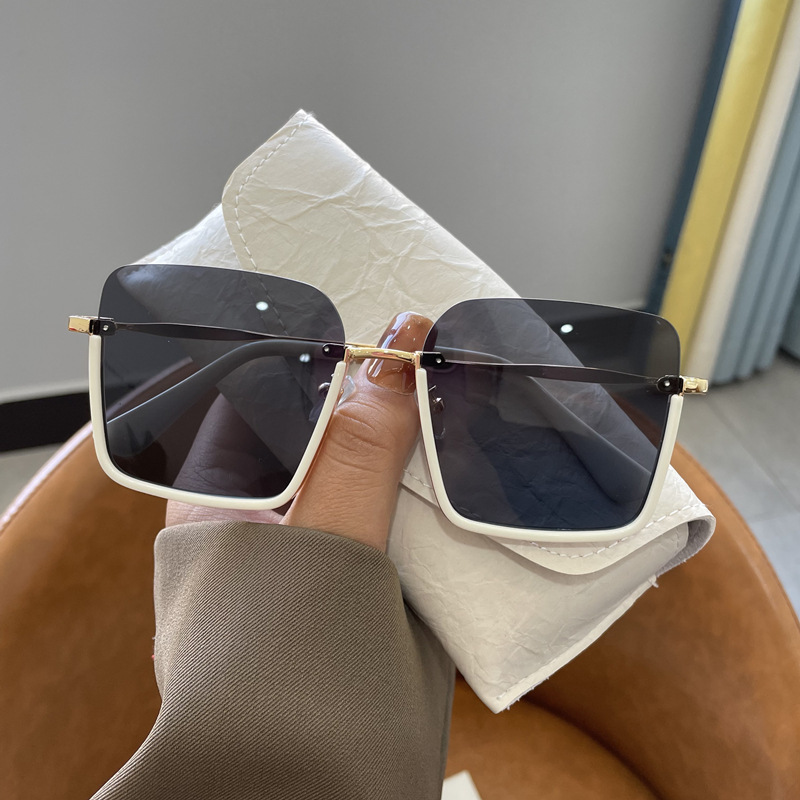 Высокая чувствительность Женские белые полурамы солнцезащитные очки квадратные круглые лица тонкое лицо ультрафиолетовые индивидуальные солнцезащитные очки прилив - белый