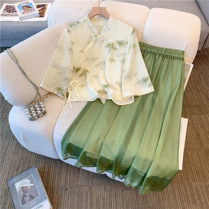 Q7N Женская одежда в двух костюмах - Зеленый (блузка + бюстгальтер)/Рекомендуется 85 - 100 Китайский джин (1 джин=0,5 кг)