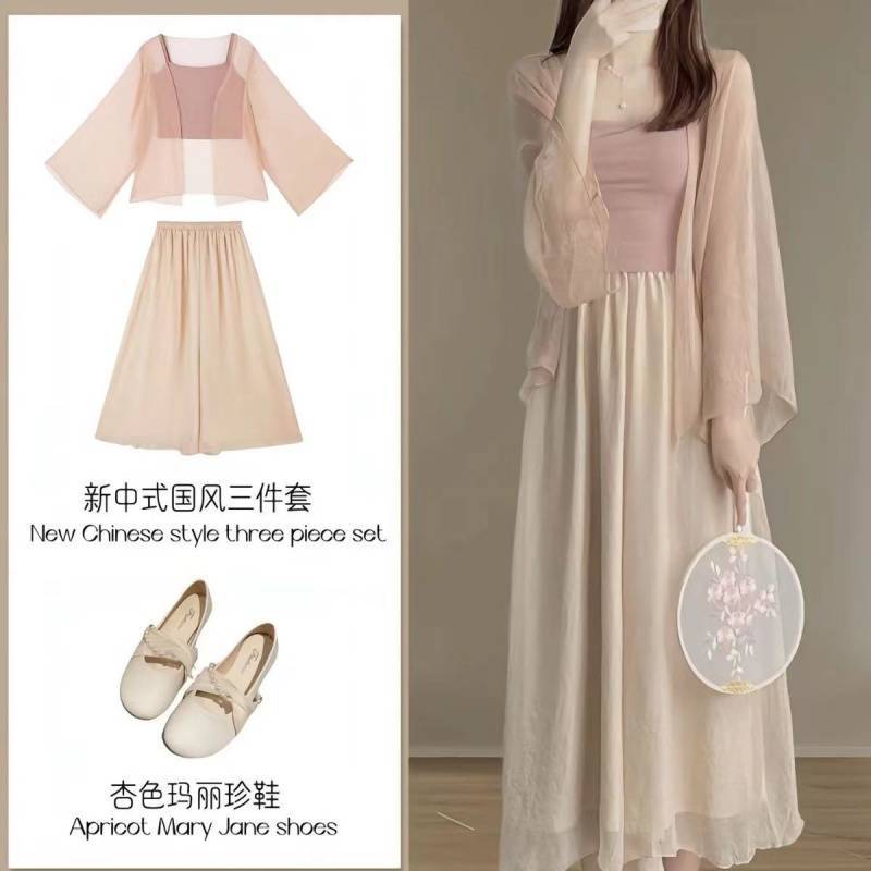 Маленький человек, высокий летний костюм, нежный летний набор из трех китайских ветряных платьев, клейкий ветер, соленый костюм, солнцезащитный костюм