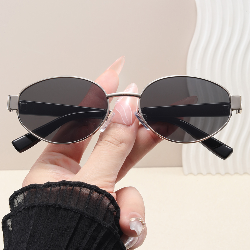 Высококачественные солнцезащитные очки для глаз кошки женские солнцезащитные очки из медного сплава UV400 - Серебряная рама/универсальный размер