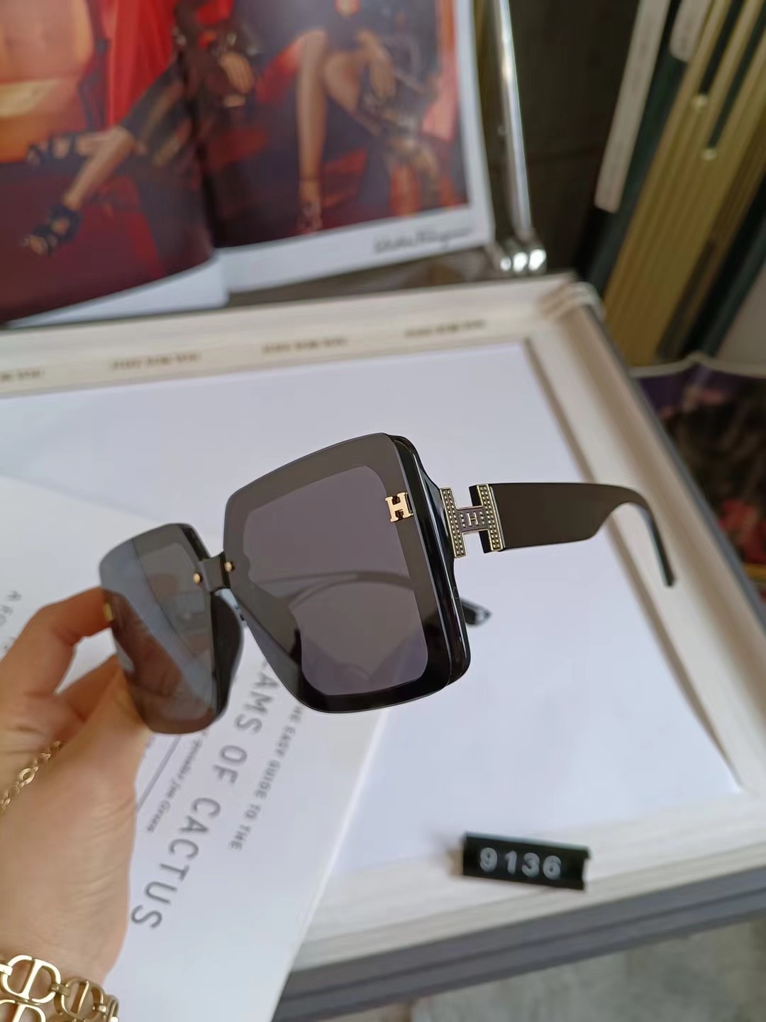 Новые солнцезащитные очки для женщин за рулем европейская и американская мода солнцезащитные очки с ультрафиолетовой поляризацией - чёрный