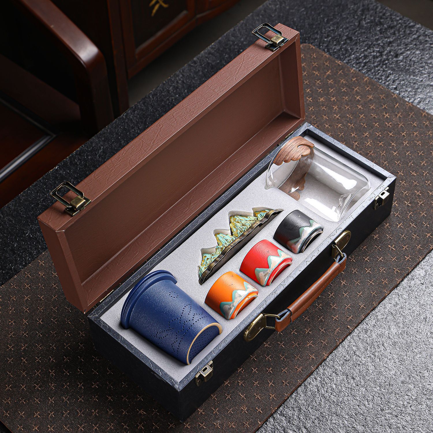 Подарочные наборы для чайной посуды Подарочные наборы Высококлассные подарки могут быть напечатаны на ежегодном собрании компании Логотип Предпринимательские мероприятия Деловые партнеры Подарки клиентам - Тысячи миль