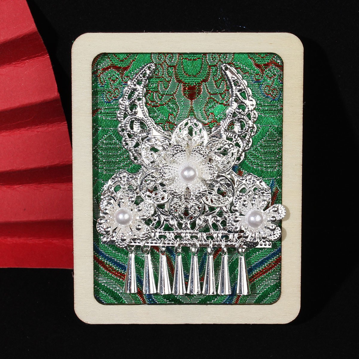 精致小巧木质民族风花纹流苏挂件苗族仿银饰立体冰箱贴苗疆纪念品 - 1665