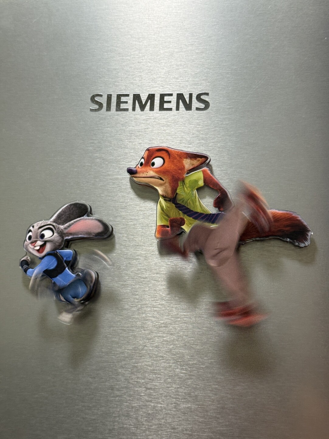 【疯狂动物城】亚克力冰箱贴可爱卡通动漫IP朱迪尼克家居装饰配饰