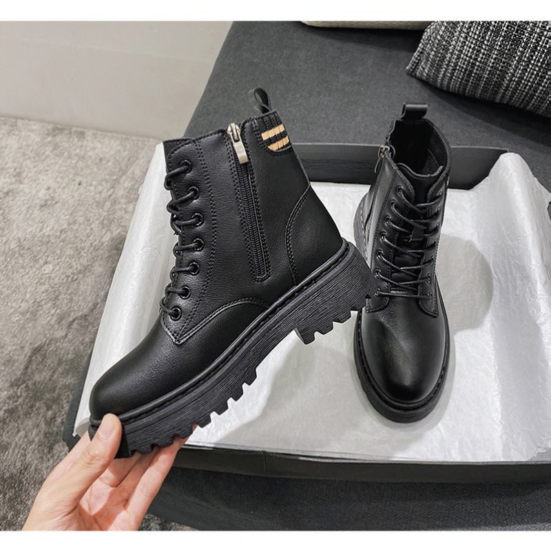 Explosive thick soled lace up and plush sock tube boots, versatile and fashionable short tube boots for women, 2024 autumn and winter Korean version trendy Martin boots - Black Single Inside/thirty-five