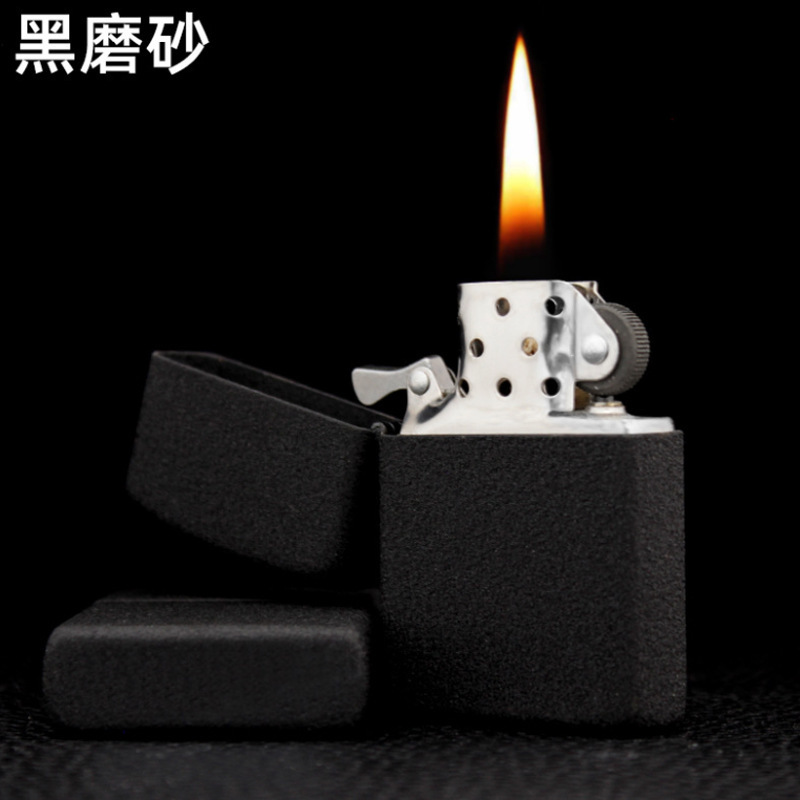 Черная шлифовальная морщина краска керосиновая зажигалка - керосиновая машина черного песка