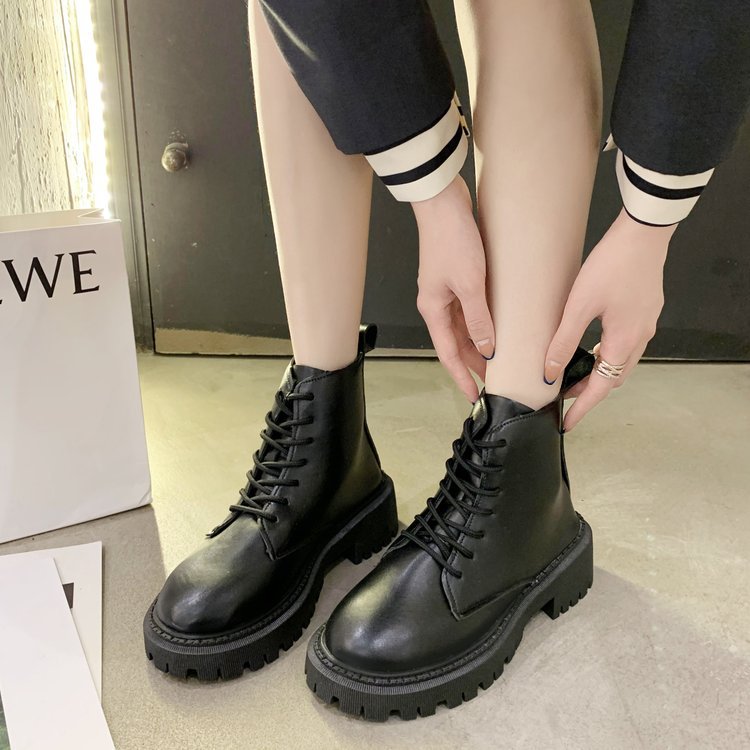 Ботинки Martin женские Осень - зима 2025 новые сапоги локомотивы женские сапоги модные шнурки короткие сапоги - матовый черный/Тридцать пять.