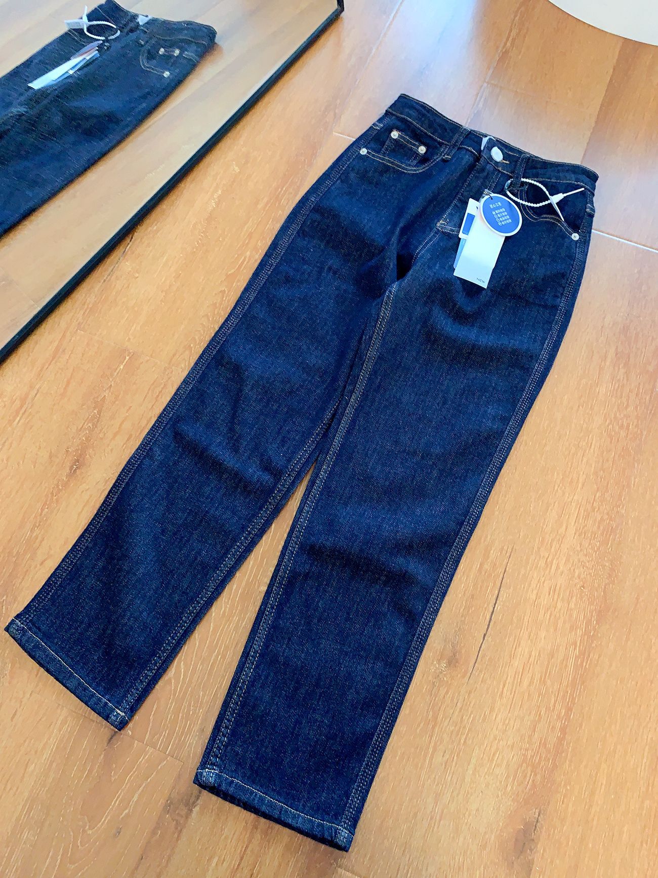 Карточка W Вернуться ~ Четырехцветные трусики 2025 Осень - зима Ретро Джинсы Маленькие женщины Тонкие Прямые Трубы - тёмно-синий/S Рекомендация 85 - 100 кг