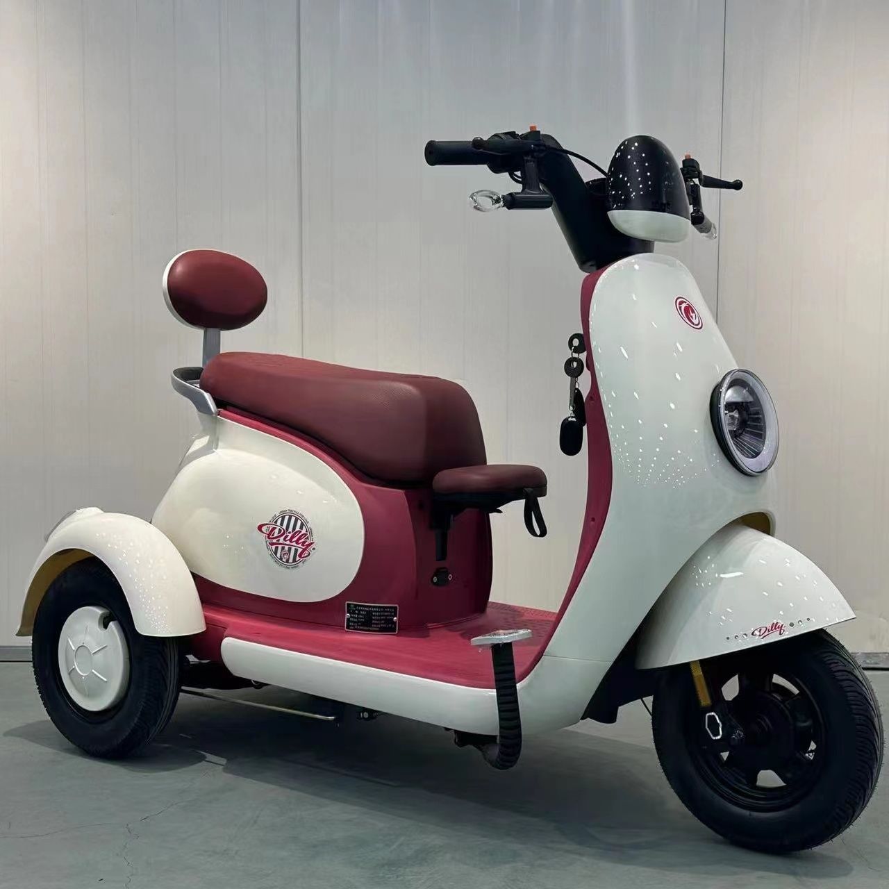 Новый Q70 Маленький мотоцикл Электрический трехколесный велосипед для отдыха Леди Домашний национальный стандарт для перевозки детей Маленький аккумуляторный автомобиль - Флагманская (полная отгрузка автомобиля) - Городская версия голых автомобилей (без аккумуляторов и зарядки) - Цветовые примечания