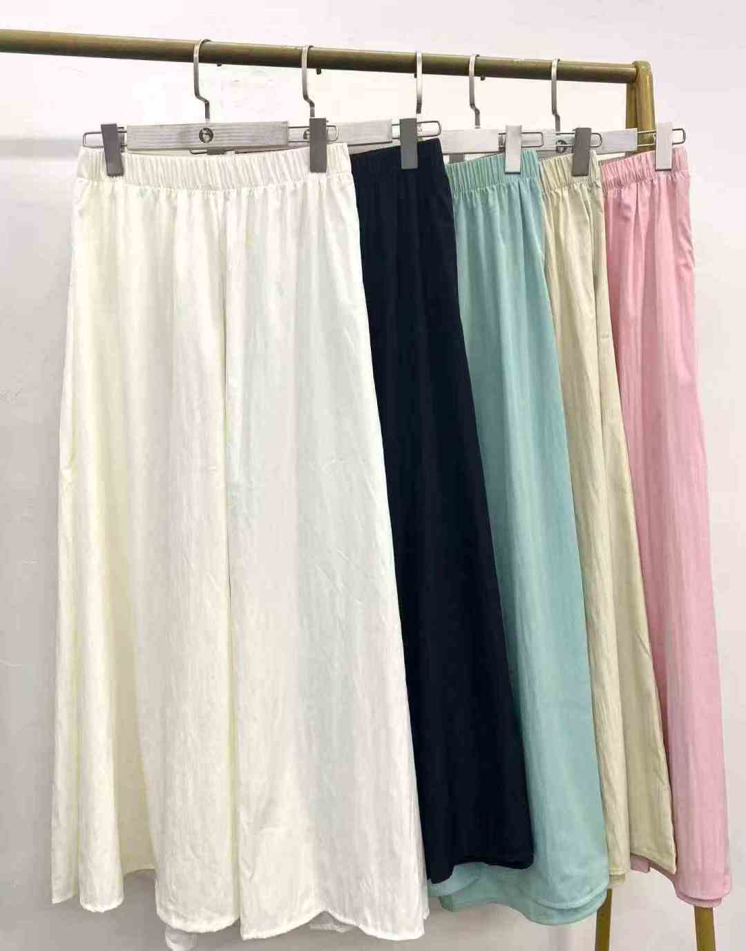 345 шорт для занятий физкультурой и йогой с высокой талией и ягодицами. Ткань удобная и эластичная, качество физического магазина. Средний код, независимая упаковка. Полностью 3,9