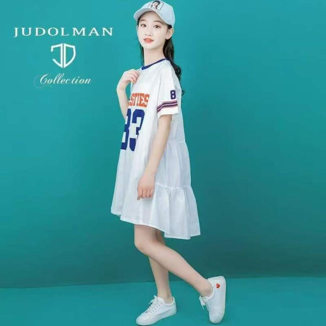 Детское платье 550 шт. Отдельная упаковка с номерами вывесок от 100 до 160 целая 2 цвета полностью чистая 5,8 шт.