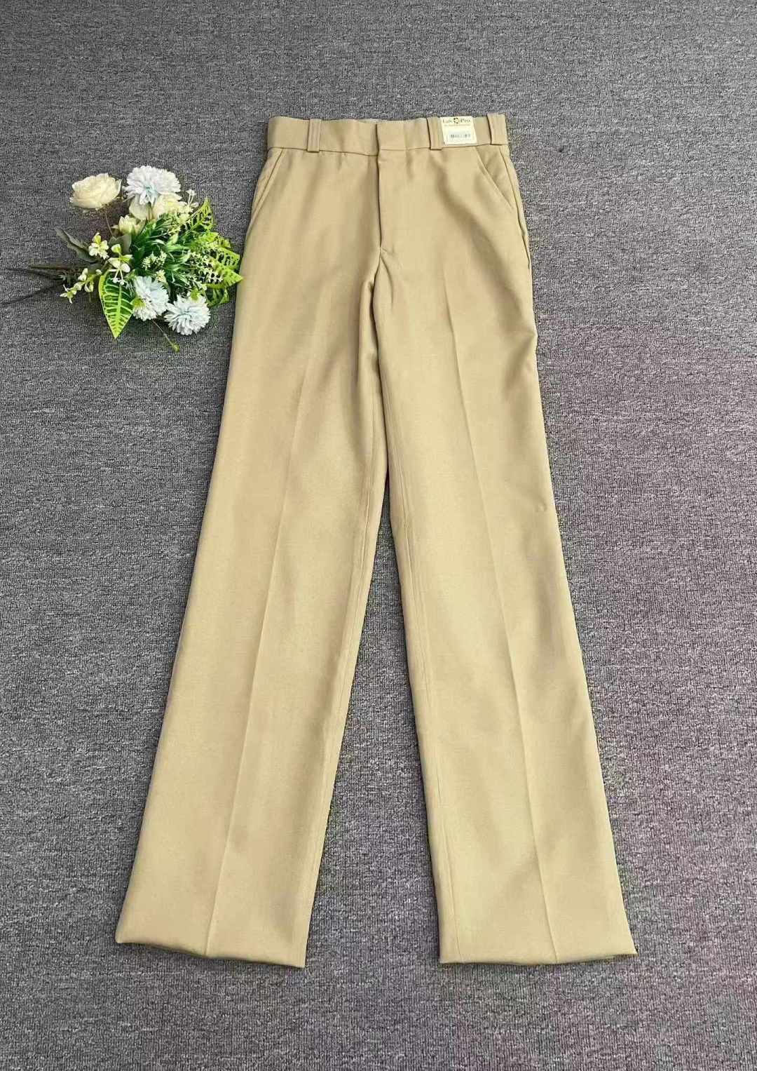 Teng склад, убыток, чтобы закрыть 1650 внешнеторговых костюмов брюк. Фото, качество рабочей ткани очень хорошее. Перечень крупных товарных кодов показан на рисунке ниже. Полностью 3,9