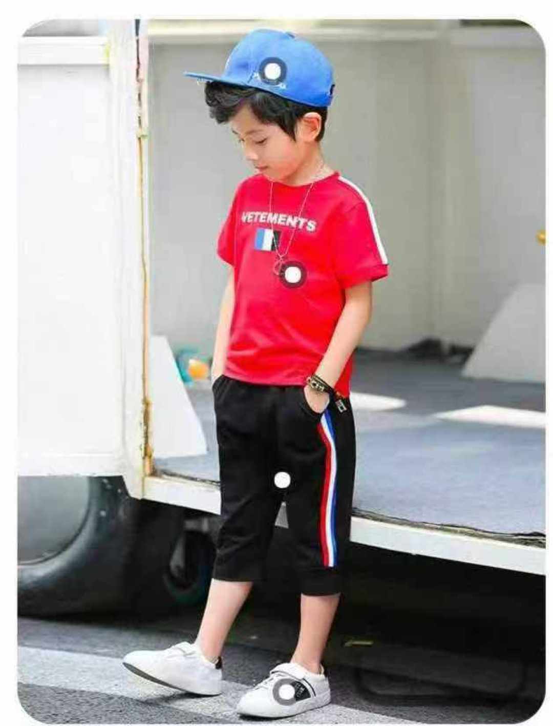 Все товары 5.8 ➕ 0.5 Средние и старшие дети три бара семь брюк, количество около 1200 штук, размер 110 - 160, отдельная упаковка с краном, товар чистый и аккуратный - 110.