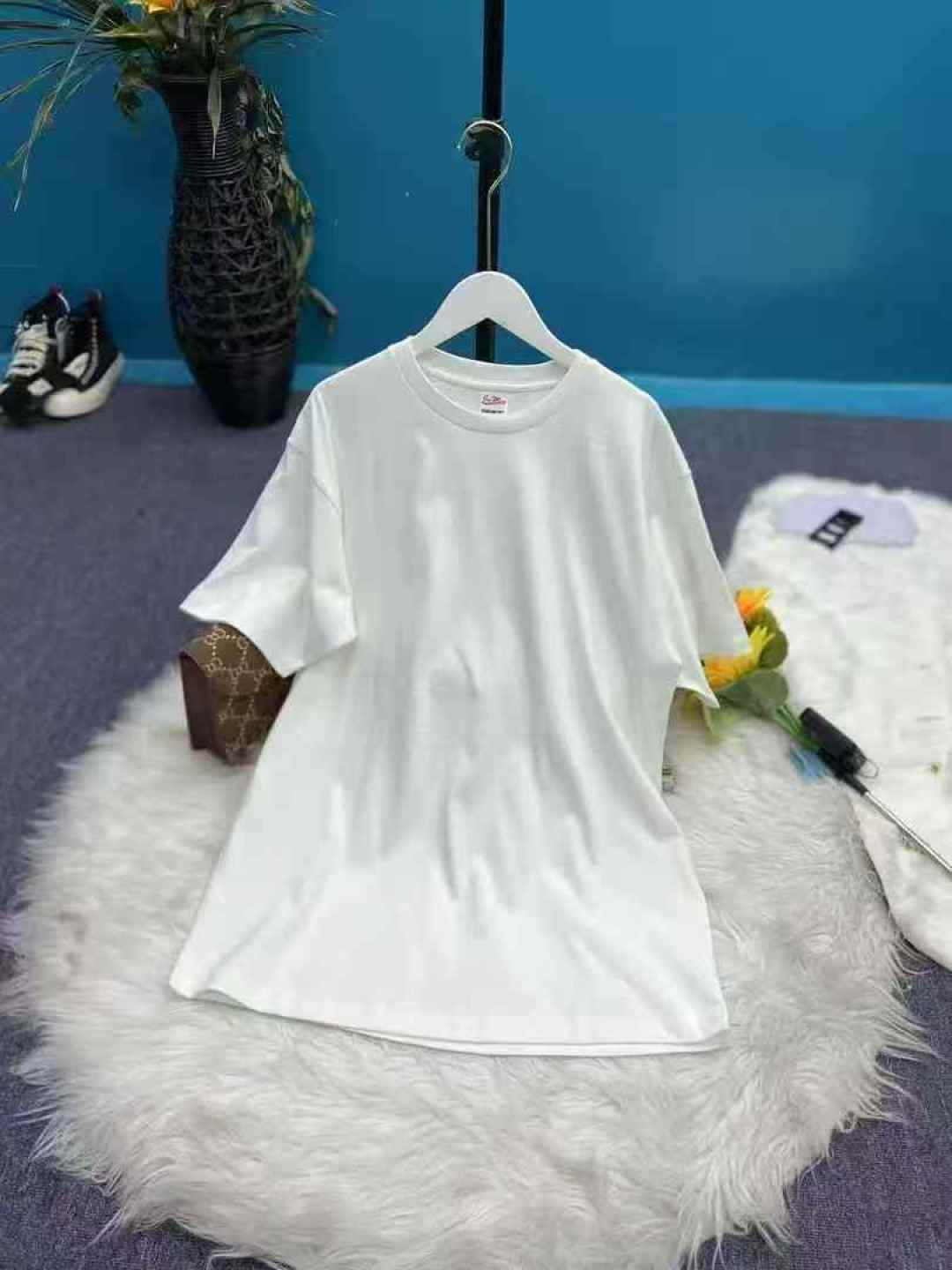 Мужчиныиженщины одинаковые свободные хлопчатобумажные футболки 330, кодовое число S - L, 210 - 240 г вес, 10 упаковок, полная очистка 7,8