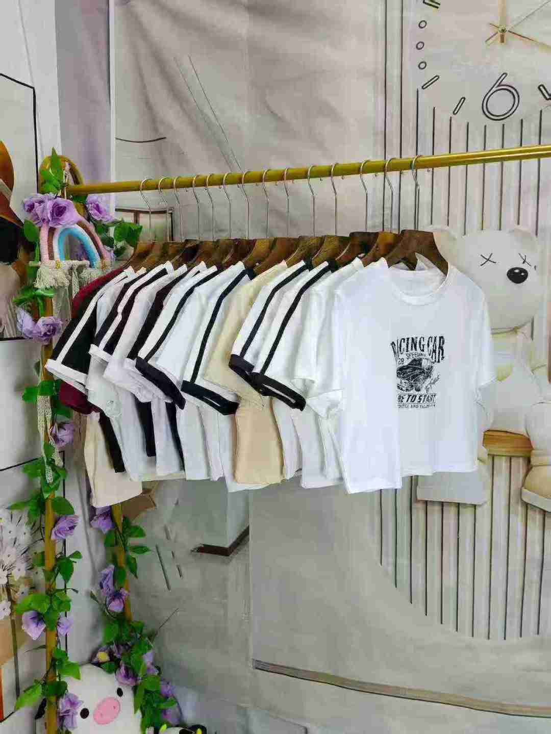 1500 Spice Girls Короткий T. Средний код 3.9 Расчет плюс один