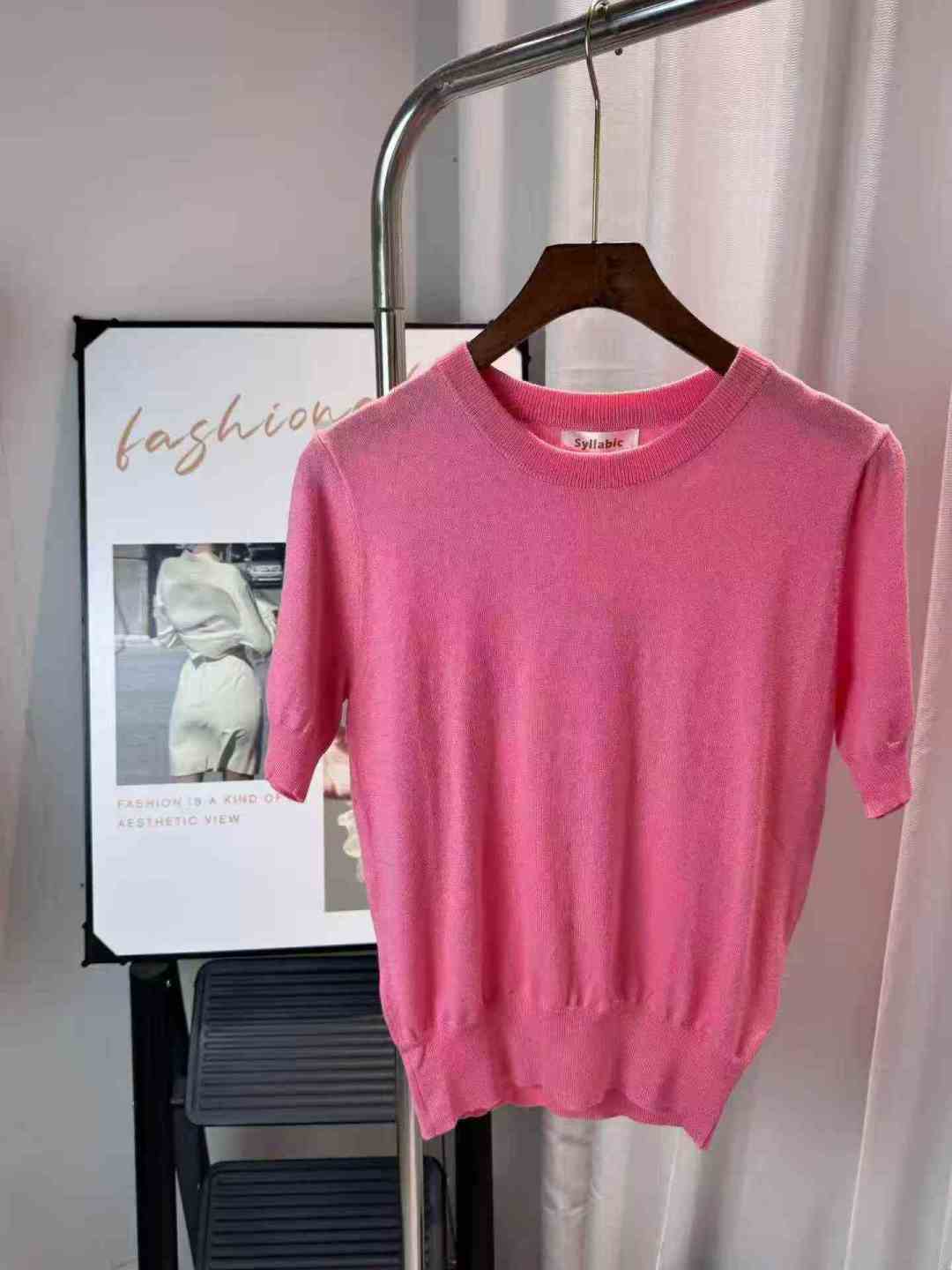 [Пиво] Высокий круглый воротник Короткий пиджак с ледяной нитью Женский летний новый ремонт короткорукавная трикотажная футболка, номер SM, отдельная упаковка с подвеской, 94 шт., полная очистка 5.8