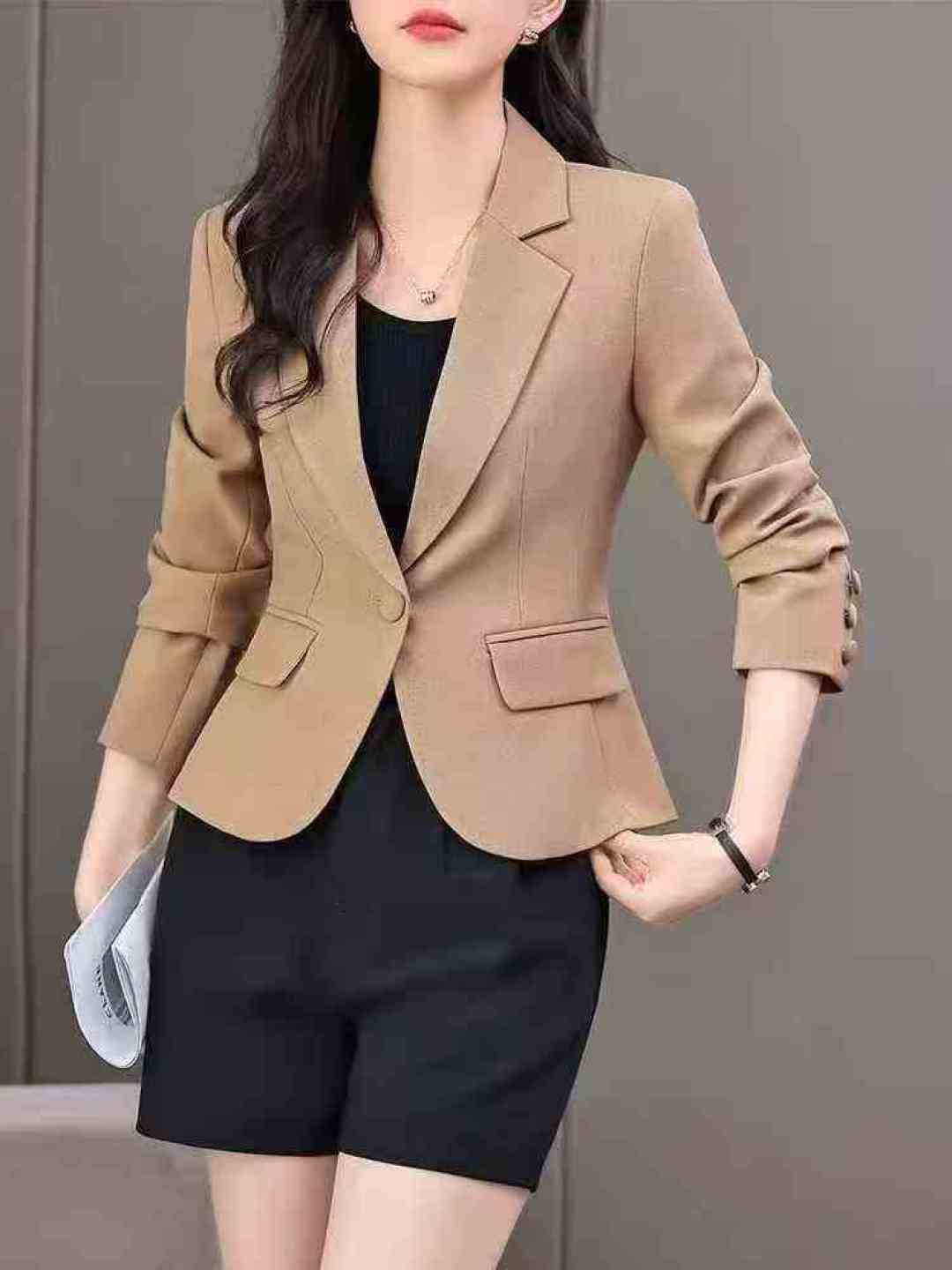 Новый костюм высокого качества плащ 120 шт., кодовое число XS - 2XL, XS может носить около 100 кг, оригинальный пакет молнии, качественная ткань хорошая, полная очистка 16.8