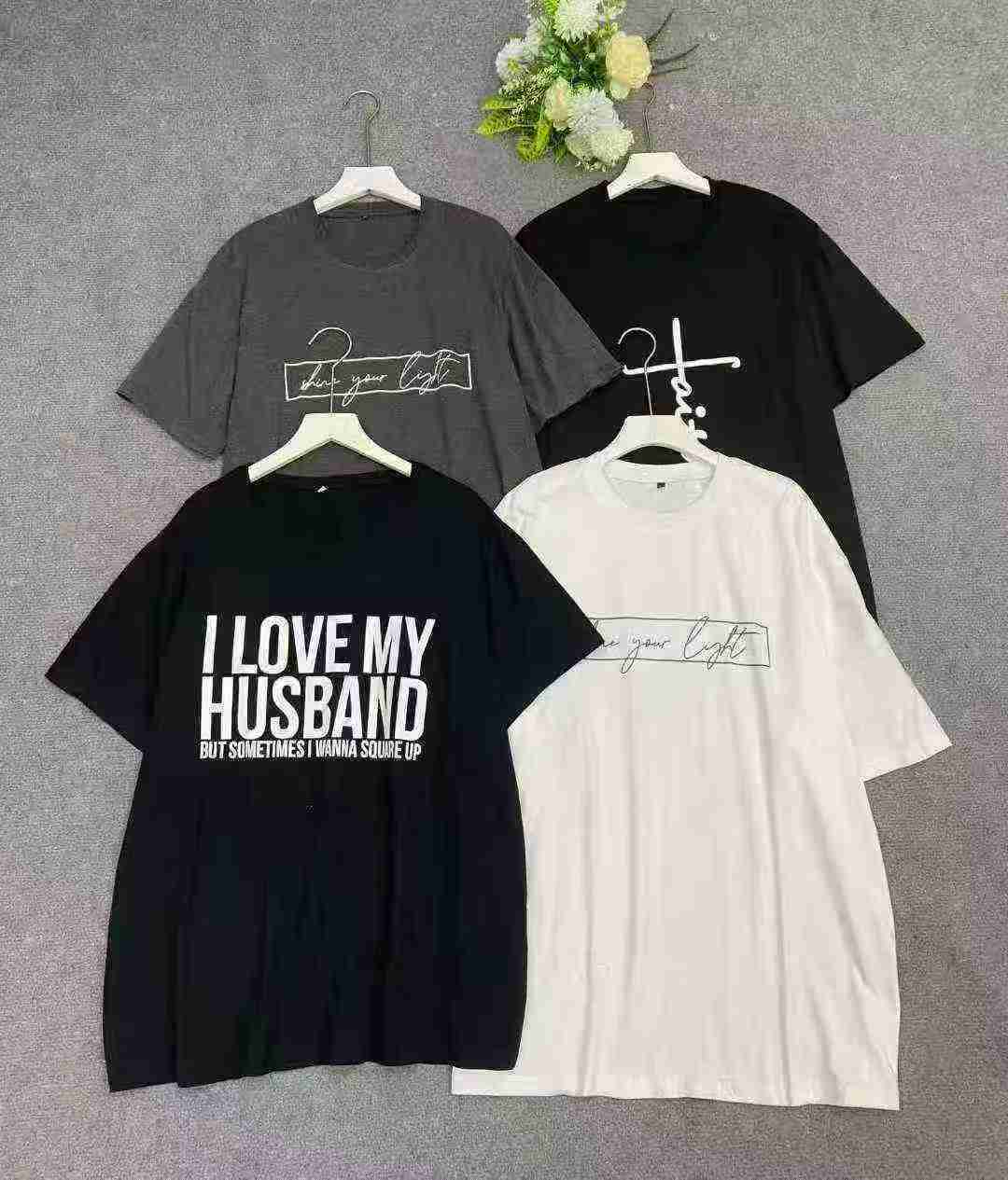 743 коротких рукава с 95 хлопчатобумажным принтом для свободного отдыха с небольшим количеством жилетов. Ткань мягкая и удобная, качество хорошее. Кодовое число S - 6XL, отдельная упаковка. Полностью 4,8