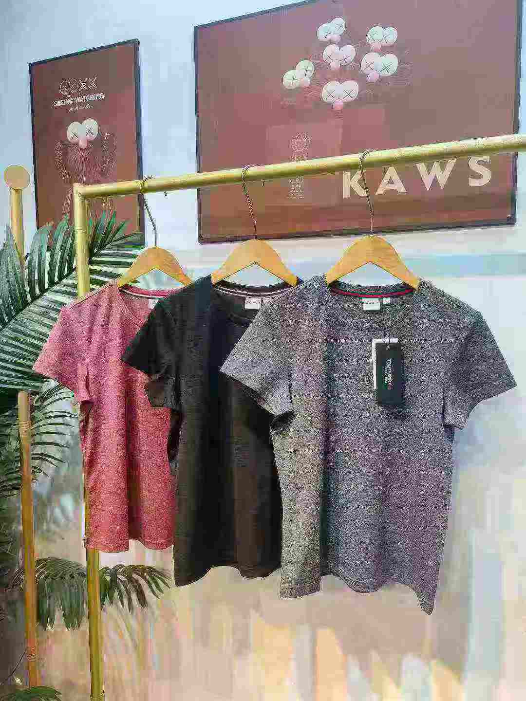 Tanchang обработал 4,9 100 + 1524 высококачественных летних женских костюмов йоги фитнеса и отдыха круглый воротник футболка с короткими рукавами рубашка блузка быстро высушенная одежда немного другие цвета, оболочка, размер SML (может носить 100 - 135 кг) высокая эластичность, независимая упаковка с подвеской. - S