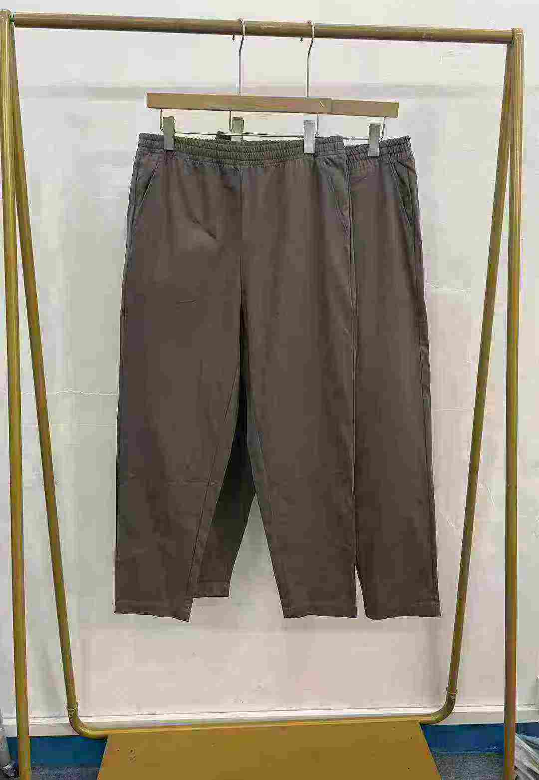 427 мужских брюк для отдыха из чистого хлопка. Целый, ткань удобная, тип большой, хорошее качество. 8 ярдов - 16 ярдов, независимая упаковка, полная очистка 5,5 мин. Товар плюс 1 (модельная карта только для справки)