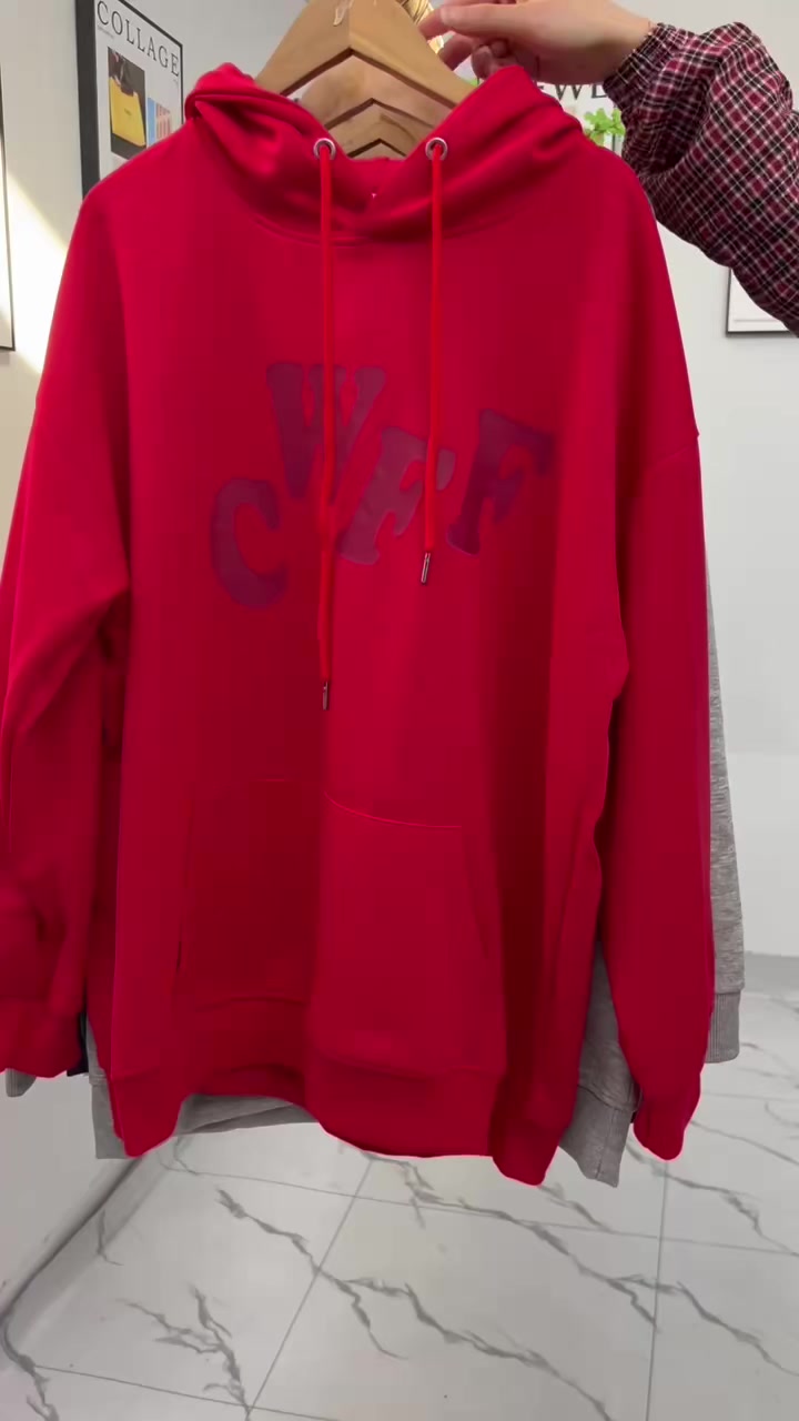 Полная очистка 11,8 юаней / деталей более 3000 свободных плеч высокий грамм вес мужчины и женщины с одной и той же шляпой защитной рубашки, плюшевые деньги являются сокровищами, без бархата также очень толстыми. Независимая упаковка! Кодовое число S - 3XL. Много стилей, больше цветов!