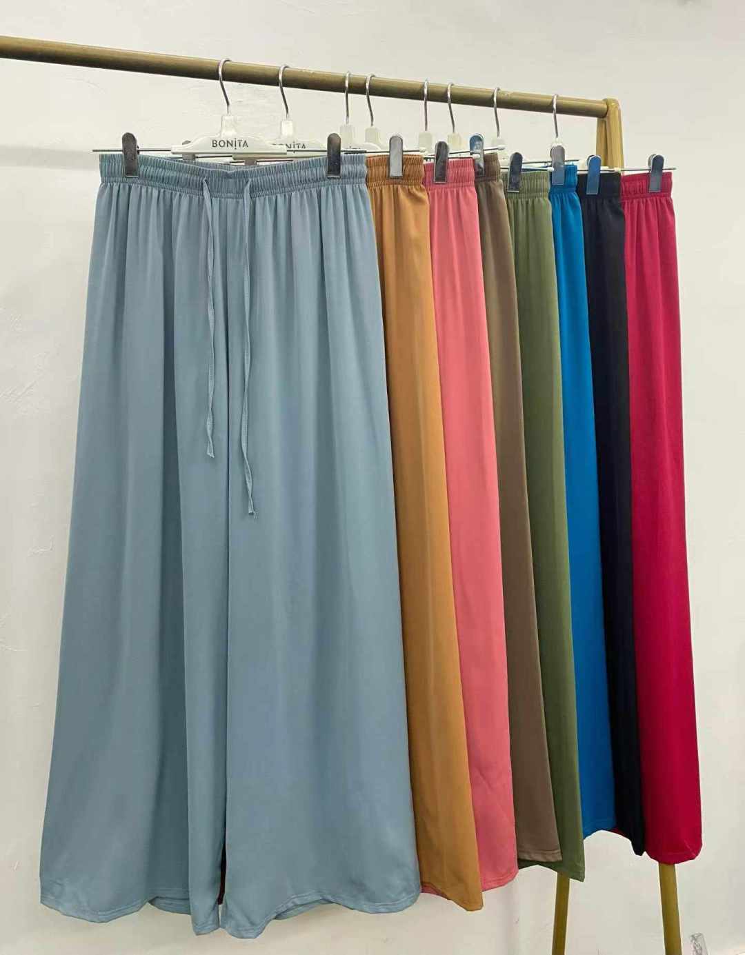 Замороженные широкие брюки для ног 1163 шт., полная чистка 12.8, распределенные товары 13.5, ткань мягкая и удобная, вертикальное чувство плавного скольжения, вытяжная веревка натянутая талия, ощущение руки, кодовое число XL - 4XL, независимая упаковка, модельная схема только для справки