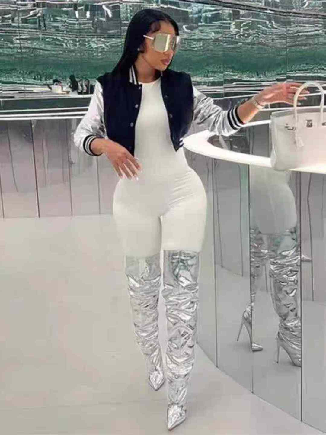 Внешняя торговля Spice Girls бейсбольный костюм, Qing 7.8 B52 - 325, кодовое число XS - 1 L, количество около 1160 единиц, все независимо, хотя это цвет, все черные и белые места разделены, не нужно фотографировать окрашивание, боулинг бейсбольный костюм, женский бейсбольный костюм, внешняя торговля внутренний маркетинг может быть разделен ➕ Один.