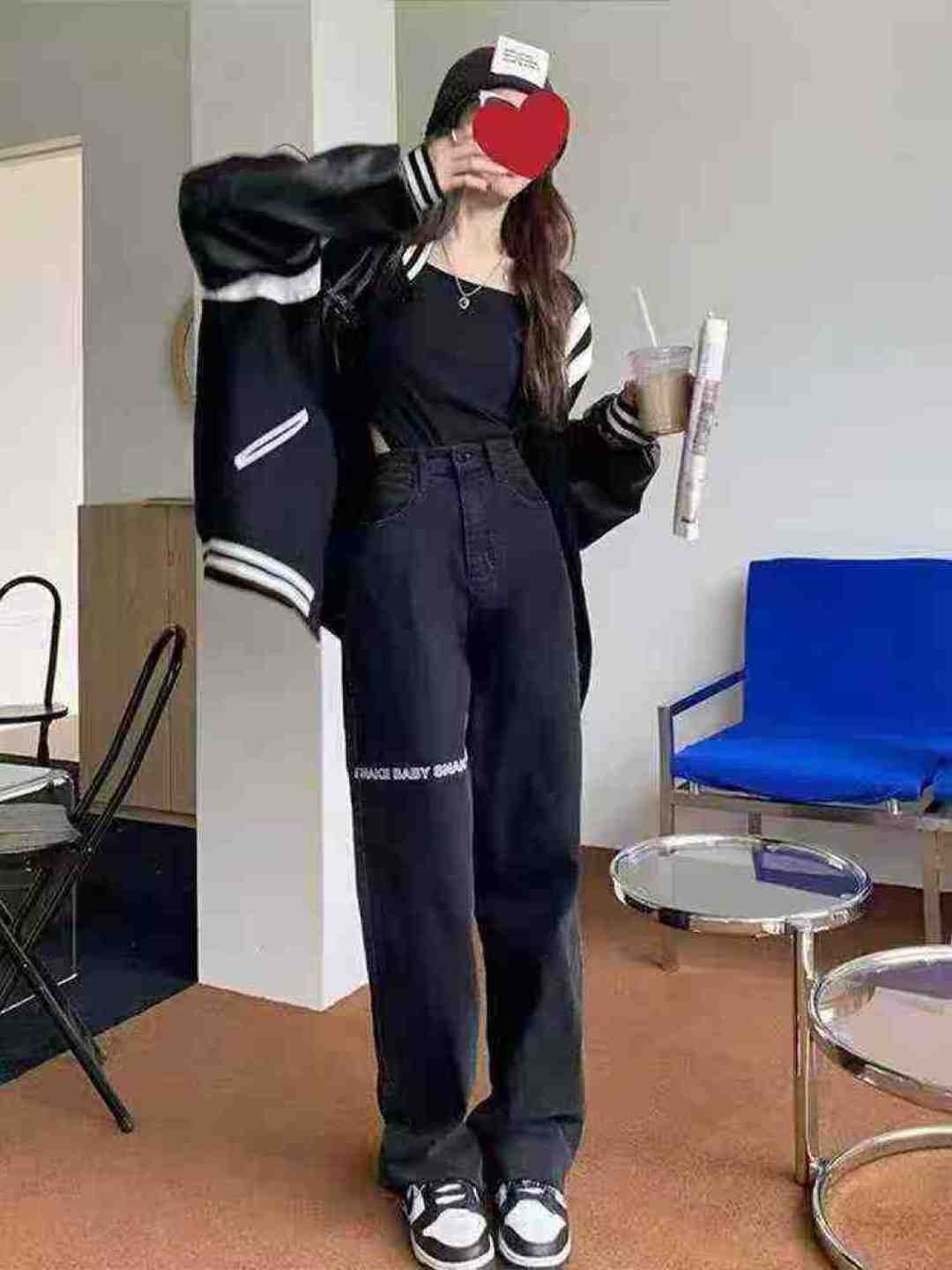 Три. ️⃣ Тянькая кошка под полкой дама в США явно худая высокая талия свободный прямой цилиндр джинсы с широкими ногами 80, эластичный, XL - код, независимая упаковка с подвеской, качество очень хорошее, полная чистота 9,9 юаней