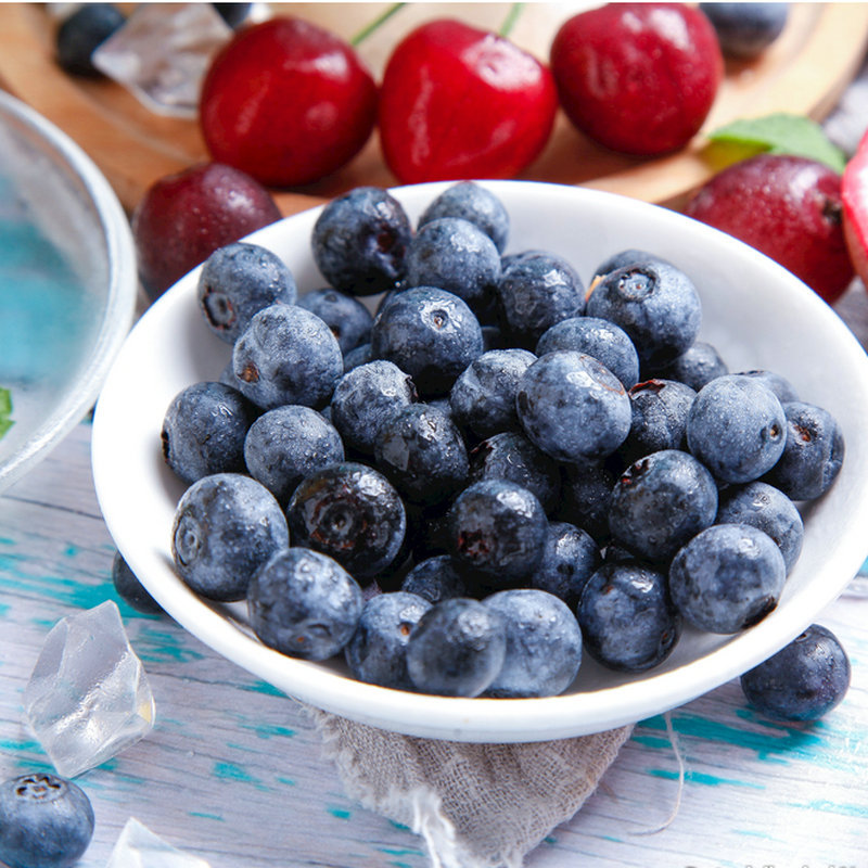 Свежие замороженные фрукты, черника, кондитерские изделия, ягоды, выжатый сок, джем, напитки, замороженные фрукты, черника. - Быстрозамороженная черника класса А