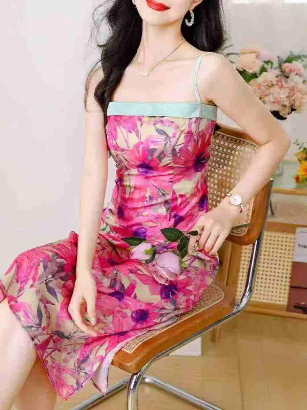 Французский ретро - цветочный лоскут платье с подвесной лентой Леди летом новый темперамент ремонт высокого класса мешок с ягодицами длинные юбки 477 шт., независимая упаковка, товары чистые и аккуратные, размер S ~ 3xl (1 - 6 ярдов), полная цена благосостояния 8,8 юаней, распределенные товары ➕ 0,5