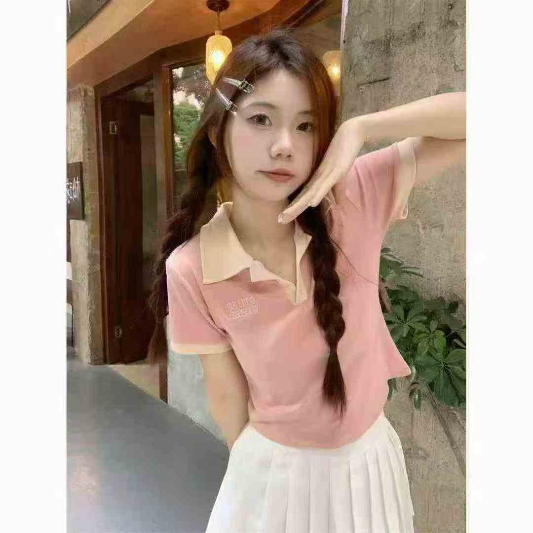 Американский polo воротник футболка с короткими рукавами женский летний новый дизайн ретро - горячие девушки, чтобы отремонтировать тонкую короткую рубашку ins прилив, s - 1xl код, в основном черный много, качество чистого хлопка хорошее, водонепроницаемый мешок, 6880 штук. Полная очистка 4,8 $, распределение плюс один