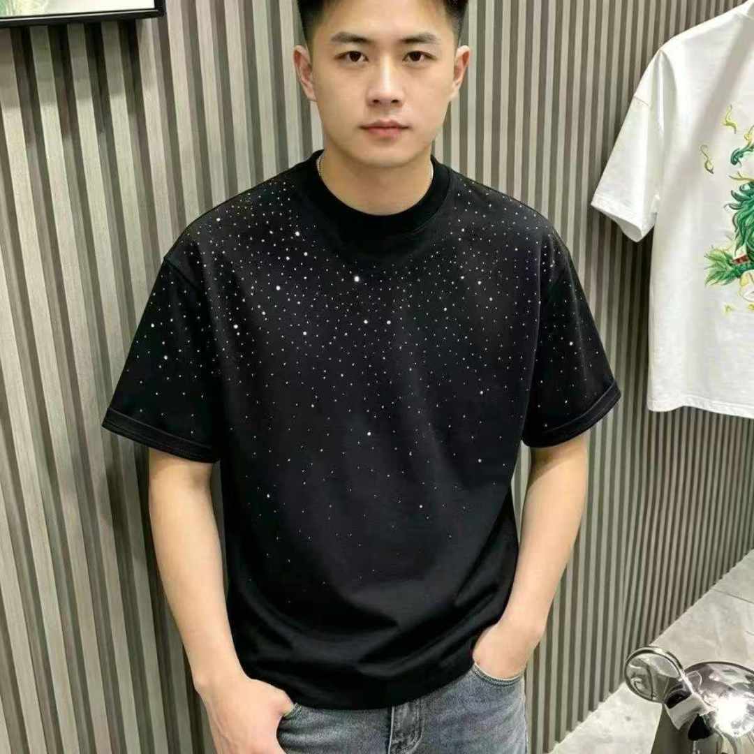 Qing 9.8 Новый модный, полный SkyStar завивка марки с короткими рукавами футболка мужская летняя толпа легкая роскошь высококачественная рубашка с круглым воротником, количество 95 штук, кодовое число M - 4XL, независимая упаковка, товары чистые и красивые. - M